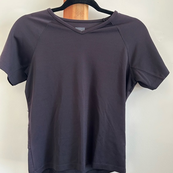 The North Face Tops - The North Face Women's Short Sleeve Tee - Dark Charcoal